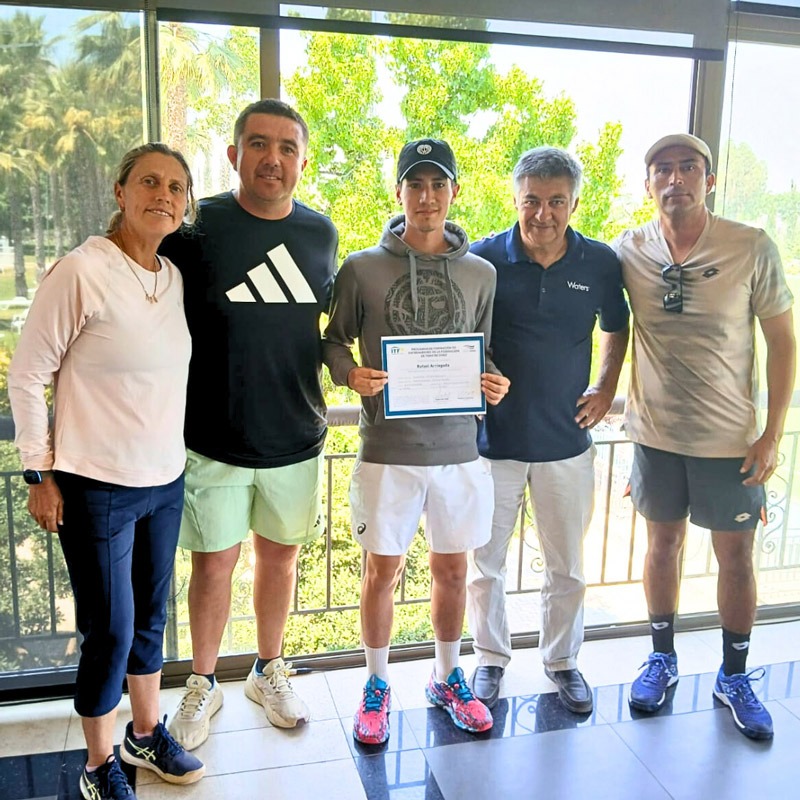 Coach Rafael Arriagada